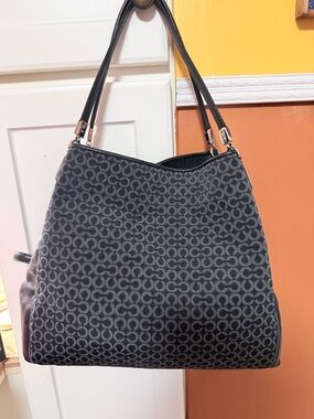 Black Patterned Shoulder Bag with Double Straps